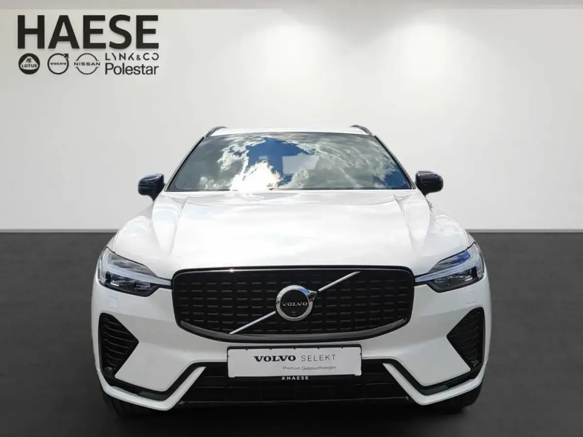 Gebraucht Volvo XC60 Plus 455 PS (334 kW) 2025 Weiß SUV