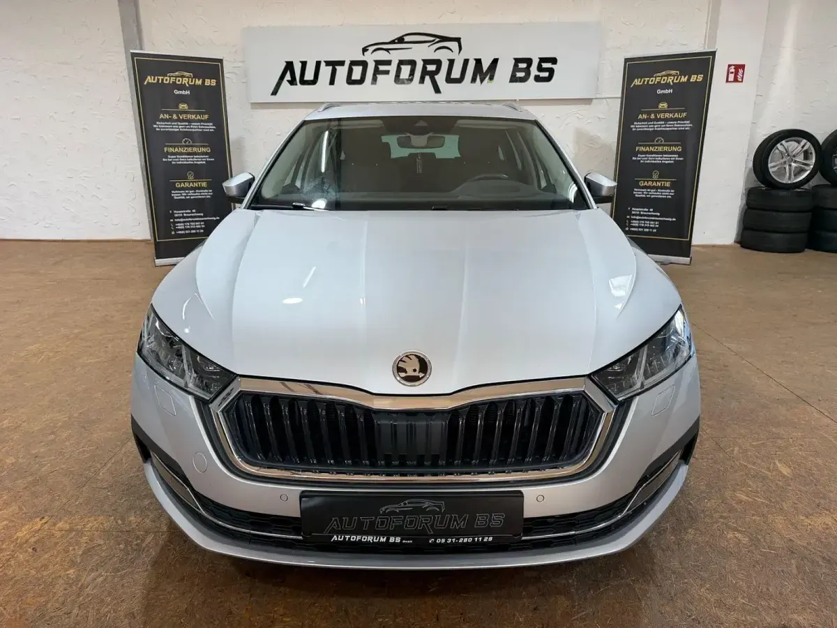 Gebraucht Skoda Octavia Style 150 PS (110 kW) 2022 Silber Kombi