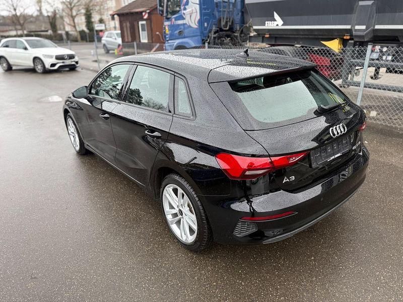 Gebraucht Audi A3 Sport 150 PS (110 kW) 2022 Schwarz Limousine
