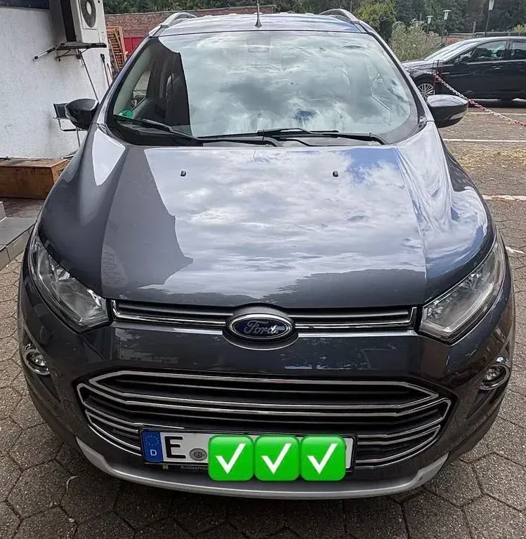 Gebraucht Ford Ecosport Titanium 111 PS (81 kW) 2015 Grau SUV