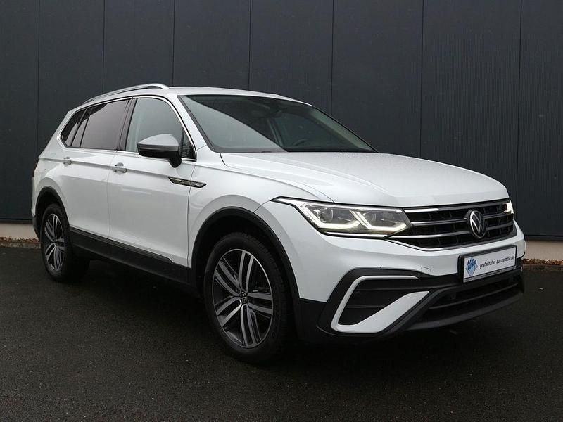 Gebraucht VW Tiguan Allspace Life 150 PS (110 kW) 2022 Weiß SUV