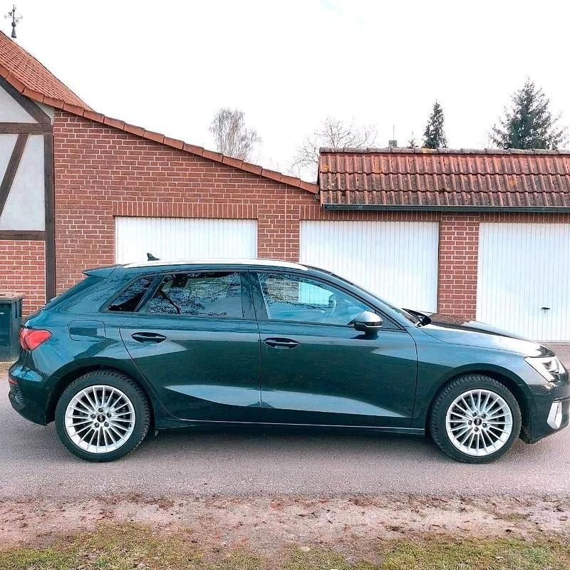 Gebraucht Audi A3 150 PS (110 kW) 2021 Grau Limousine