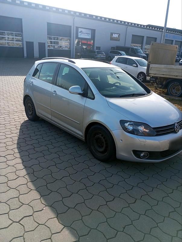 Gebraucht VW Golf Plus 140 PS (102 kW) 2011 Silber Van / Kleinbus