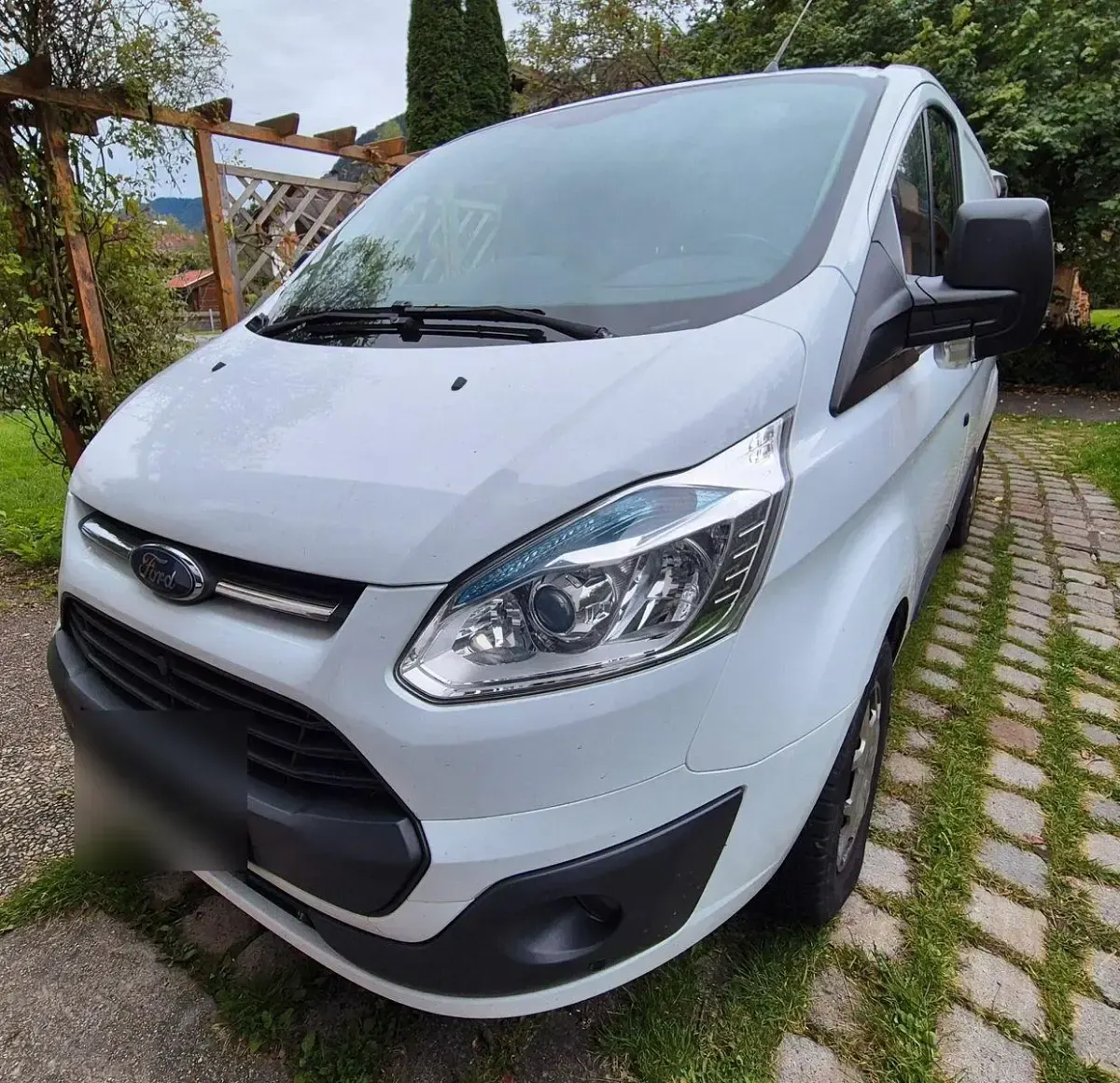 Second-hand Ford Transit Custom 125 CP (91 kW) 2016 Alb Monovolum