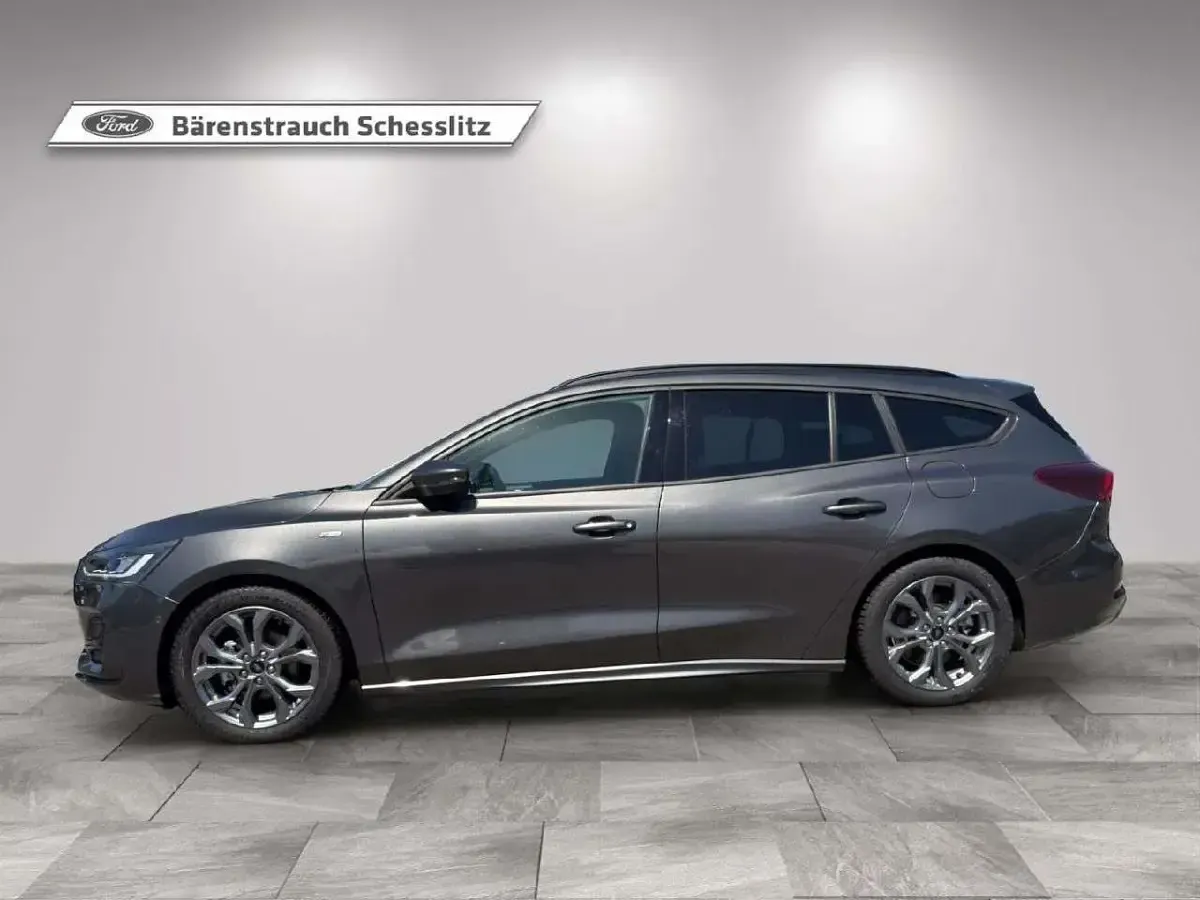 Gebraucht Ford Focus ST-Line 155 PS (114 kW) 2024 Magneticgrau (metallic) Kombi