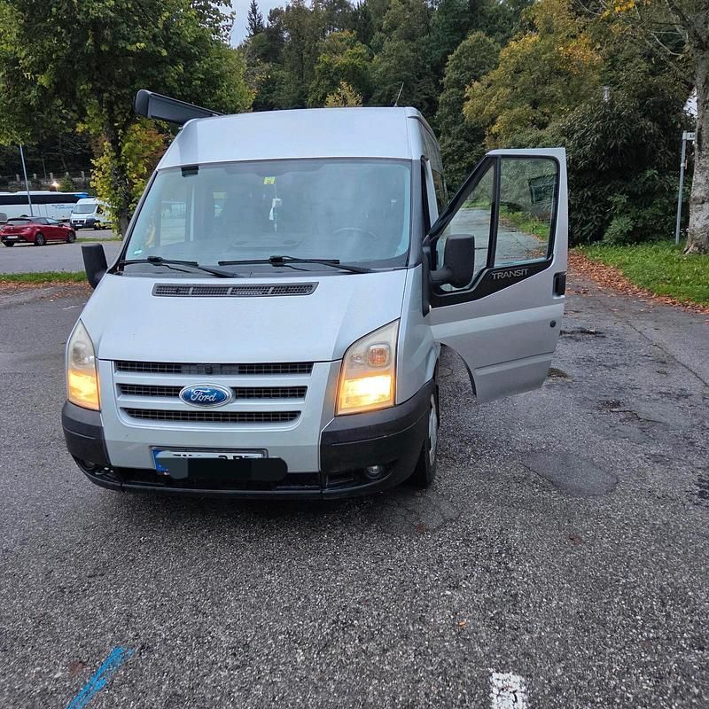 Silber Gebraucht 2009 Ford Transit Van / Kleinbus | 10.800 € - Bild 1/4