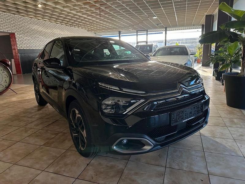 Gebraucht Citroën C4 136 PS (100 kW) 2025 Limousine