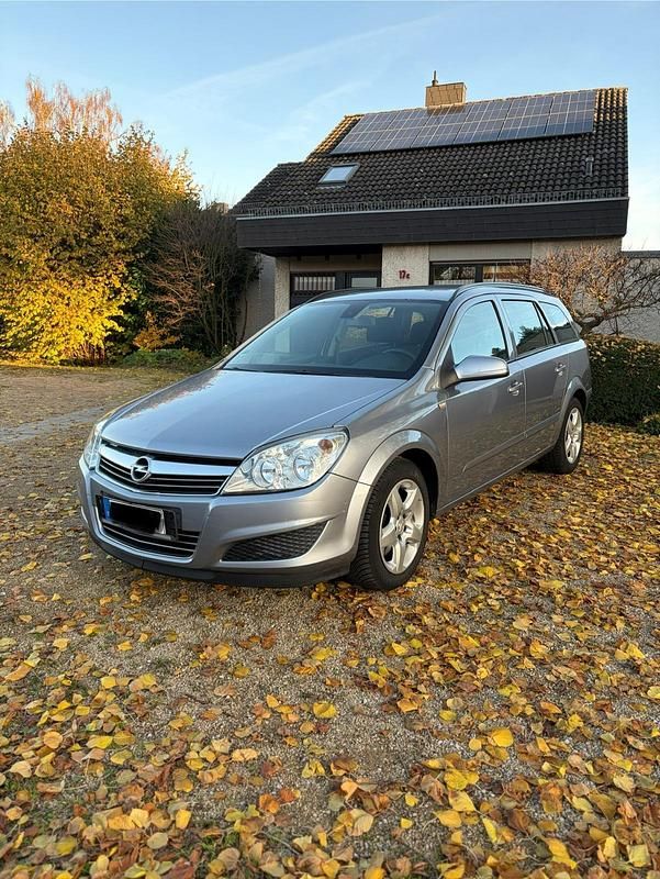 Blau Gebraucht 2008 Opel Astra Kombi | 3.290 € (Fairer Preis) - Bild 1/4