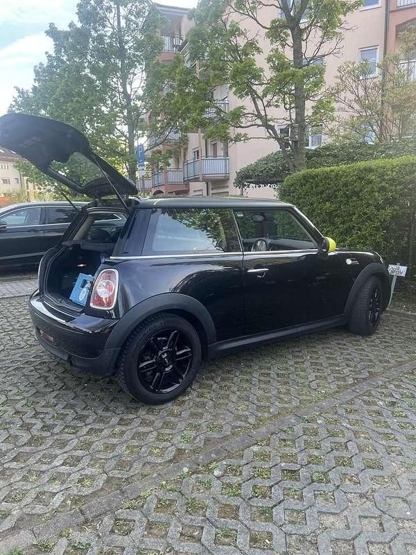 Second-hand Mini ONE 75 CP (55 kW) 2014 Negru Hatchback