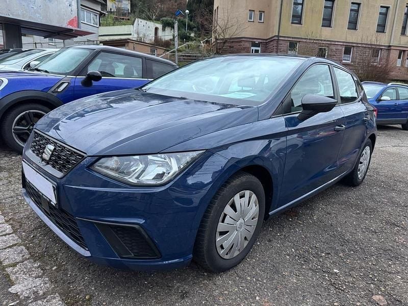 Blau Gebraucht 2019 Seat Ibiza Reference Limousine | 9.995 € (Fairer Preis) - Bild 1/4