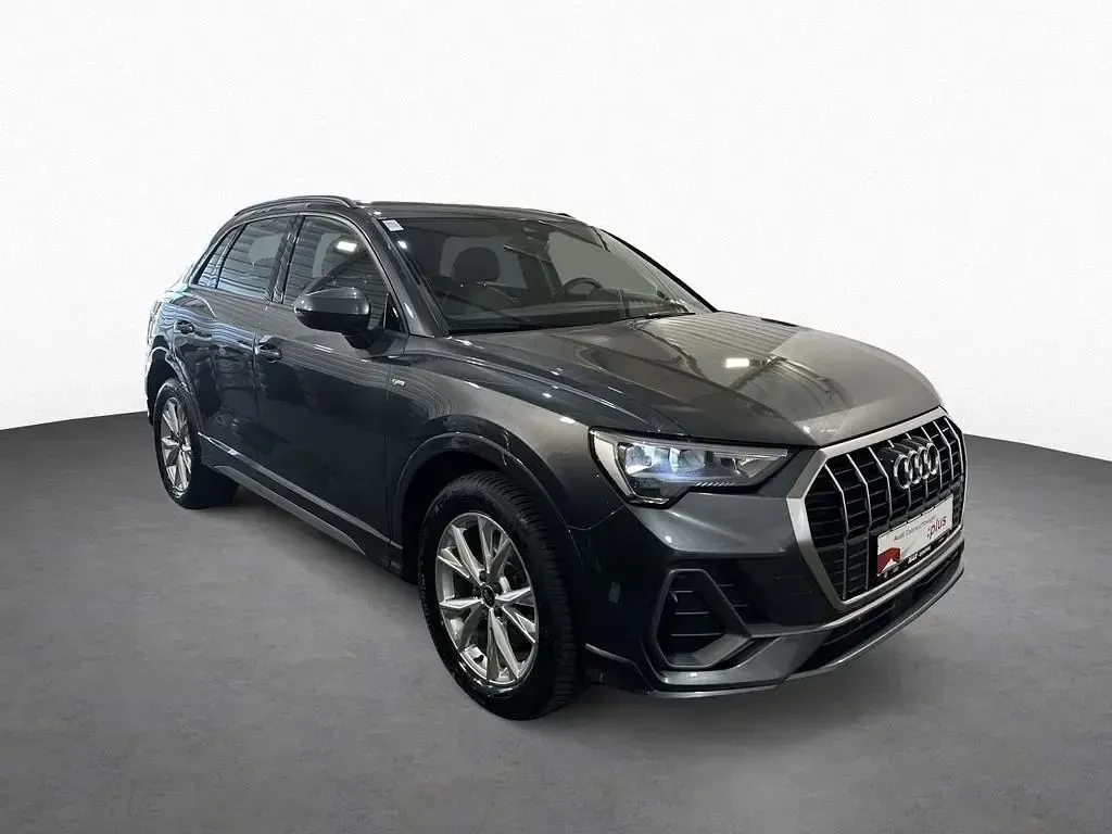 Gebraucht Audi Q3 S-Line 150 PS (110 kW) 2025 Daytonagrau perleffekt SUV