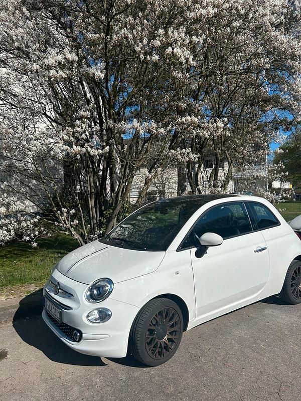 Weiß Gebraucht 2019 Fiat 500 Collezione Kleinwagen | 11.900 € (Teuer) - Bild 1/4