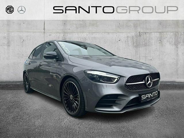 Grey metallic Gebraucht 2024 Mercedes B200 AMG line Van / Kleinbus | 34.980 € (Teuer) - Bild 1/4