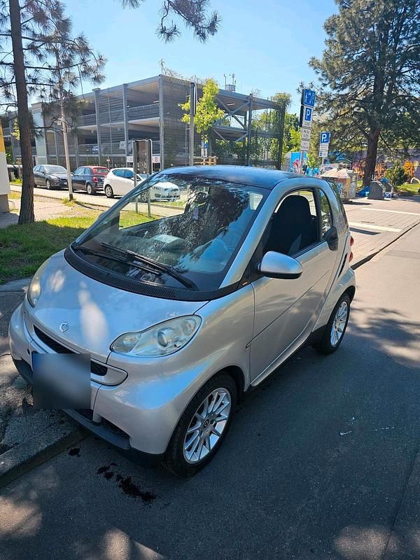Grau Gebraucht 2007 Smart ForTwo Coupé Coupé | 3.100 € (Etwas zu teuer) - Bild 1/4