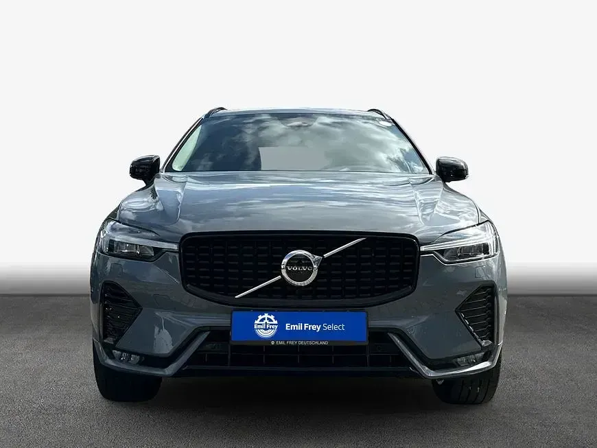 Gebraucht Volvo XC60 Plus 197 PS (144 kW) 2022 Grau SUV
