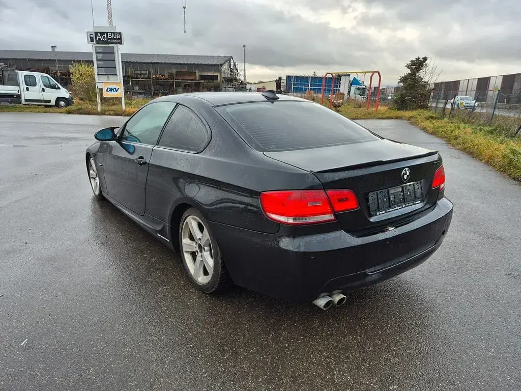 Gebraucht BMW 330 M Sport 231 PS (169 kW) 2009 Schwarz Coupé