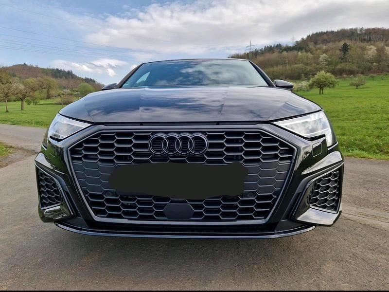 Gebraucht Audi A3 S-Line 150 PS (110 kW) 2023 Schwarz Limousine