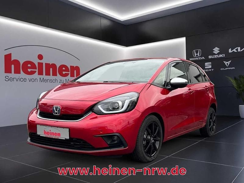 Gebraucht Honda Jazz Executive 107 PS (78 kW) 2020 Premium crystal red Kleinwagen