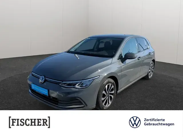 Gebraucht VW Golf VIII Active 150 PS (110 kW) 2021 Limousine