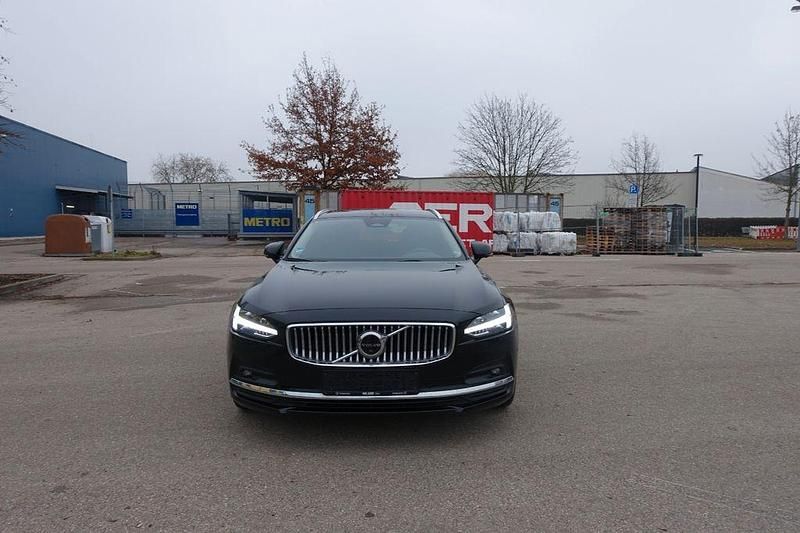 Gebraucht Volvo V90 Plus 197 PS (144 kW) 2022 Schwarz Kombi