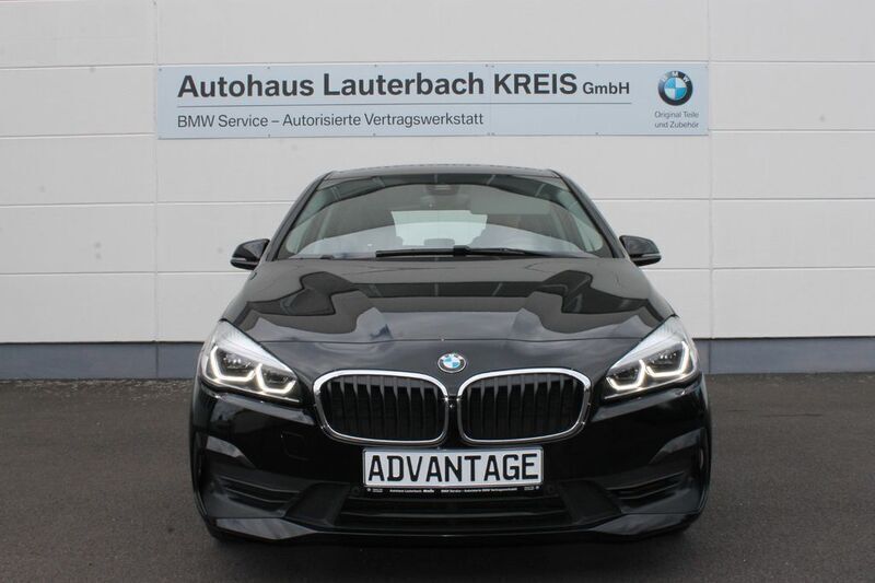 Gebraucht BMW 218 Advantage 140 PS (102 kW) 2019 Schwarz Van / Kleinbus