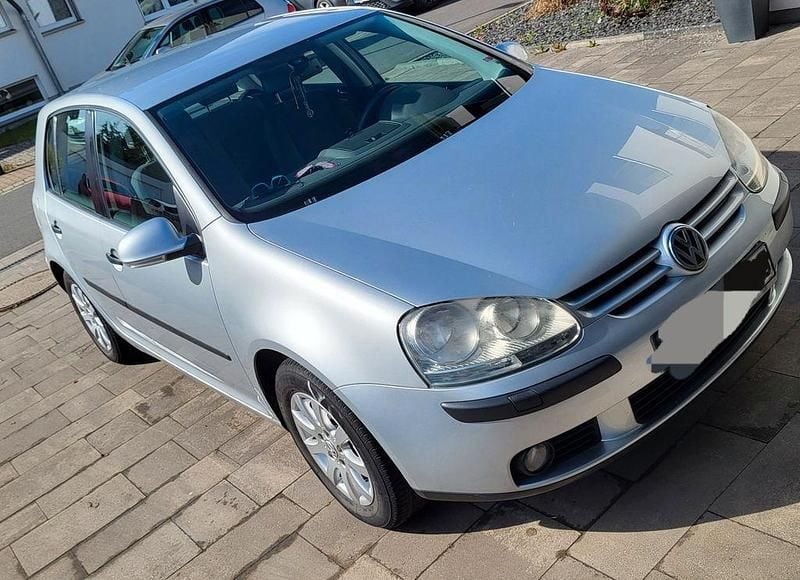 Gebraucht VW Golf IV 116 PS (85 kW) 2004 Silber Limousine