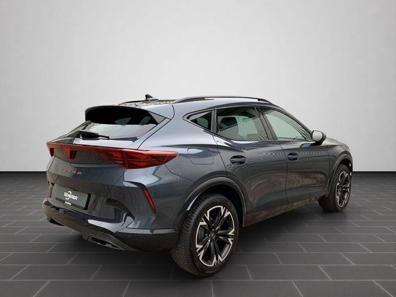 Gebraucht Cupra Formentor 150 PS (110 kW) 2024 Magnetic grau metallic (metallic) SUV
