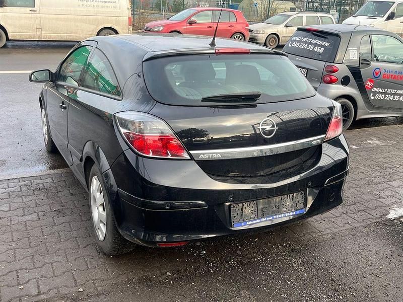 Gebraucht Opel Astra GTC 116 PS (85 kW) 2008 Schwarz Coupé
