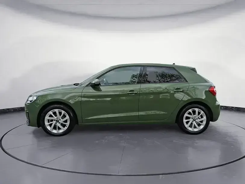 Gebraucht Audi A1 Sportback Advanced Plus 116 PS (85 kW) 2025 Distriktgrün metallic Kleinwagen