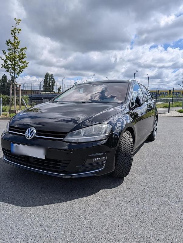 Schwarz Gebraucht 2013 VW Golf VII Kombi | 12.000 € (Teuer) - Bild 1/4