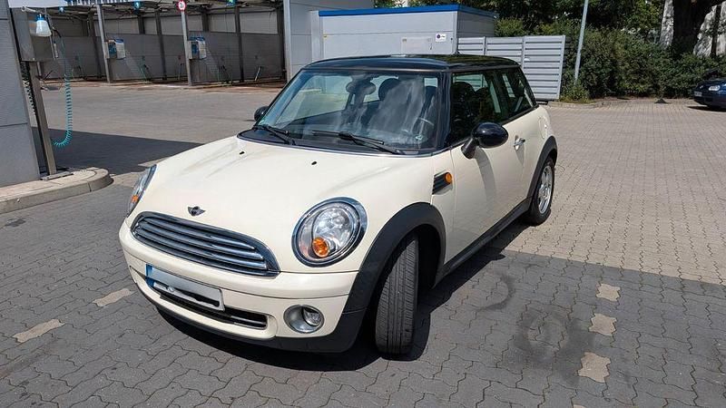 Weiß Gebraucht 2008 Mini Cooper Kleinwagen | 5.600 € (Fairer Preis) - Bild 1/4