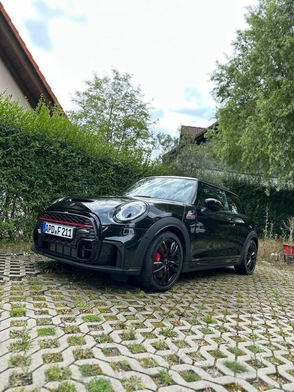 Schwarz Gebraucht 2022 Mini John Cooper Works Kleinwagen | 30.500 € (Fairer Preis) - Bild 1/4
