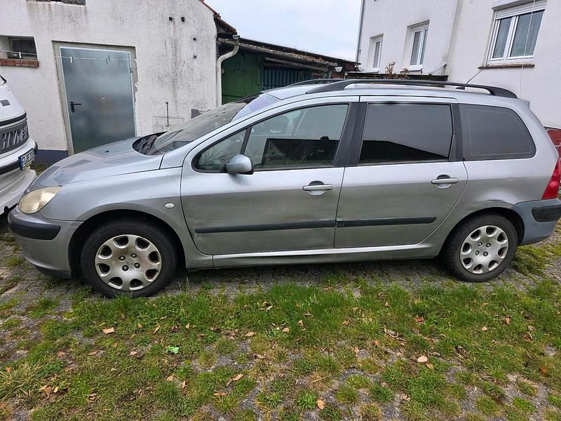 Gebraucht Peugeot 307 109 PS (80 kW) 2002 Silber Kombi