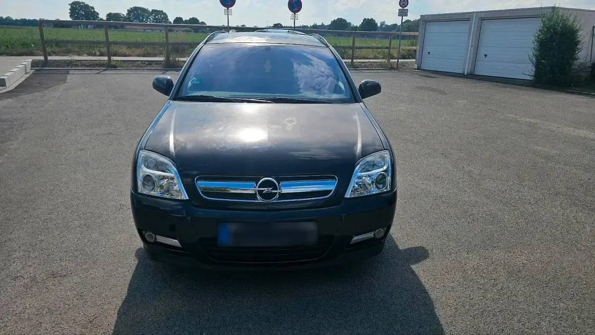 Gebraucht Opel Signum 155 PS (114 kW) 2005 Schwarz Kleinwagen