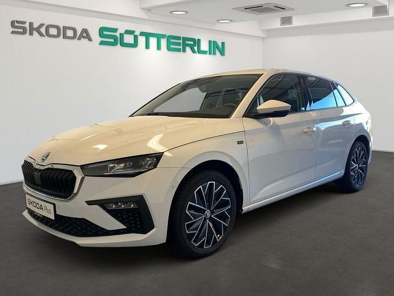 Weiß Gebraucht 2024 Skoda Scala Drive Kleinwagen | 22.740 € (Etwas zu teuer) - Bild 1/4