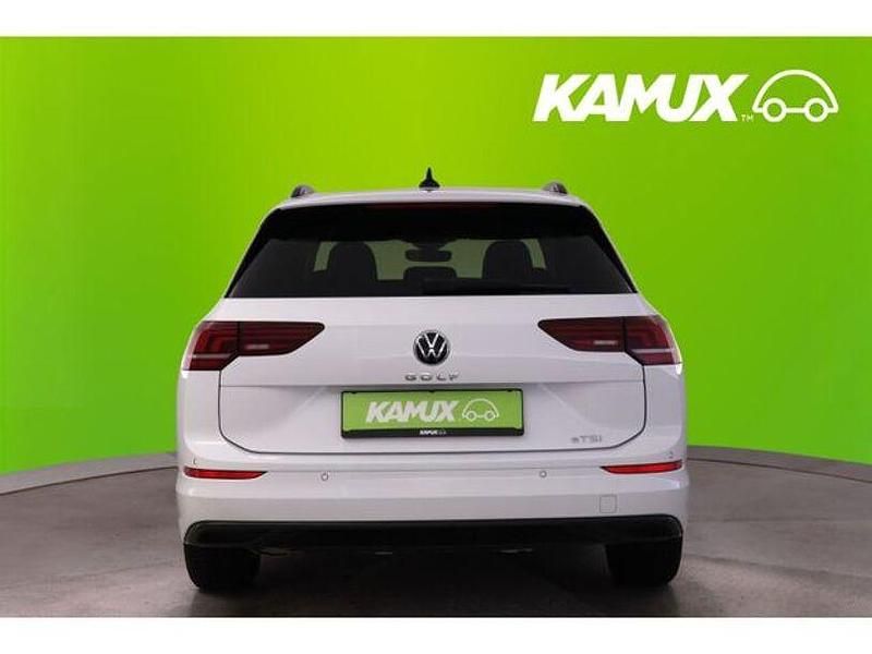 Gebraucht VW Golf VIII Life 116 PS (85 kW) 2025 Weiß Kombi