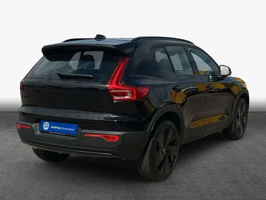 Gebraucht Volvo XC40 Plus 163 PS (119 kW) 2025 Schwarz SUV