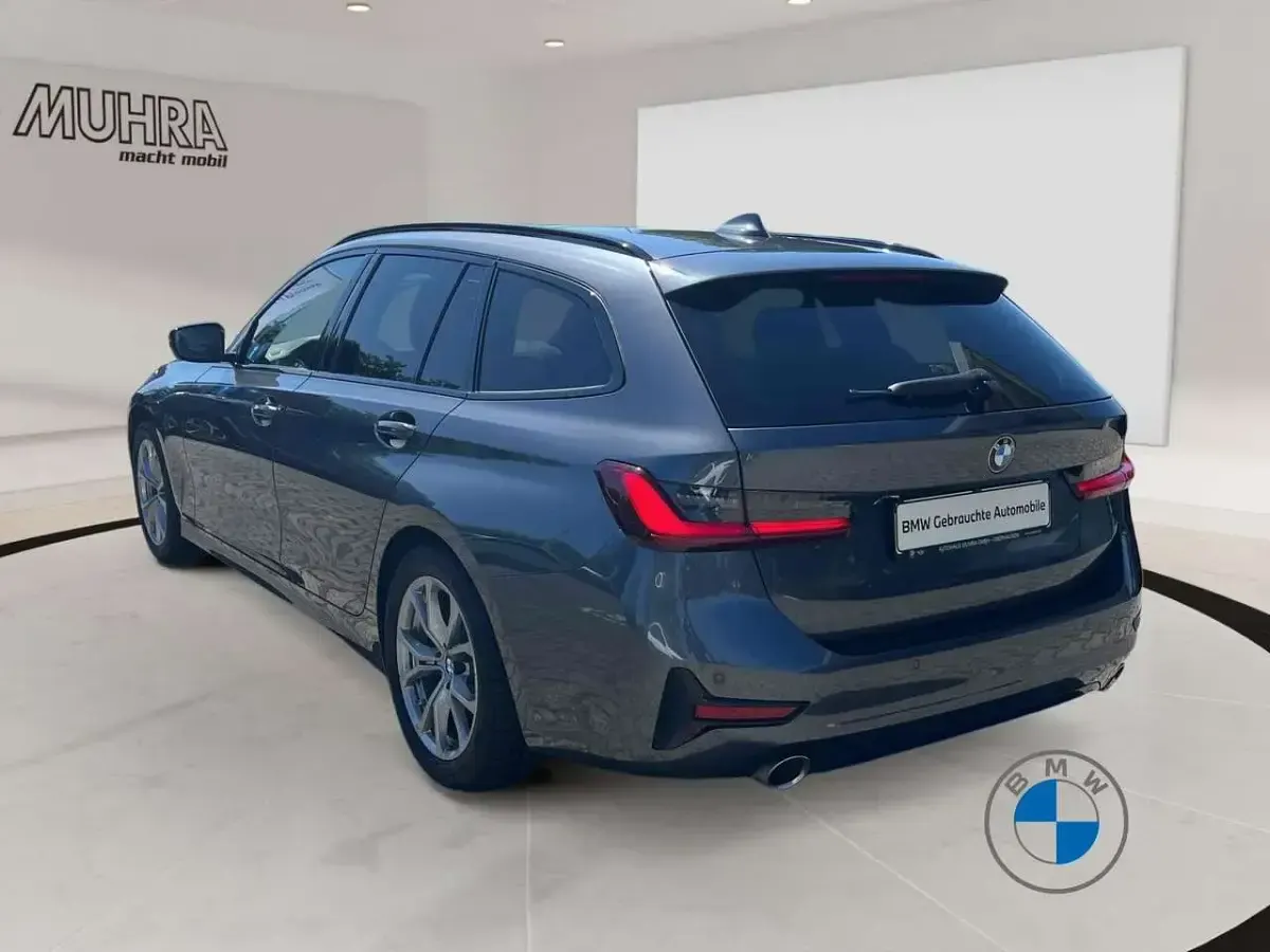 Gebraucht BMW 318 Sport Line 156 PS (114 kW) 2021 Mineralgrau Kombi