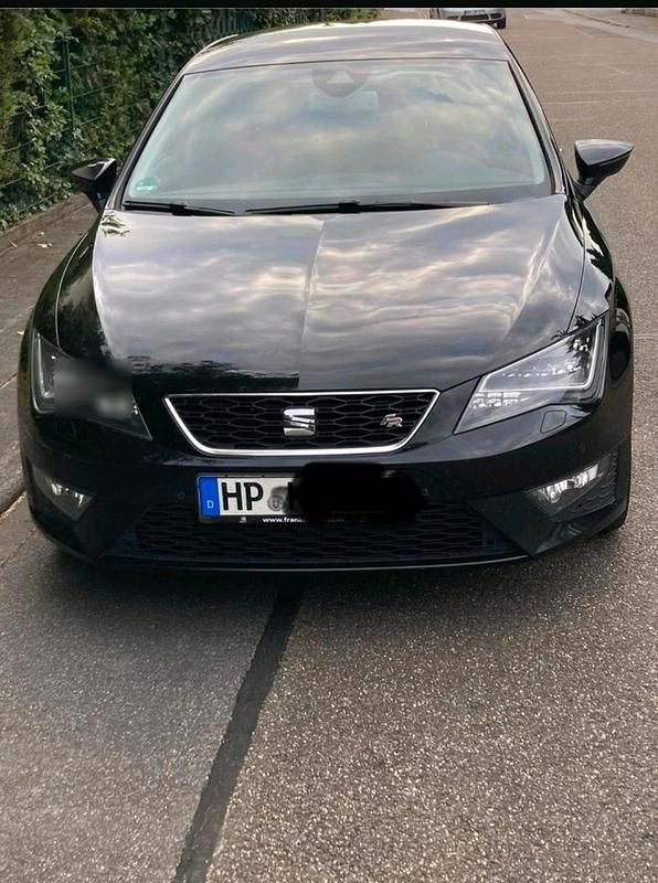 Schwarz Gebraucht 2016 Seat Leon FR Limousine | 10.900 € (Guter Preis) - Bild 1/4