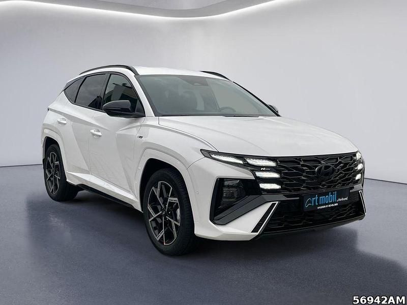 Neu Hyundai Tucson N Line 150 PS (110 kW) 2025 Atlas white SUV