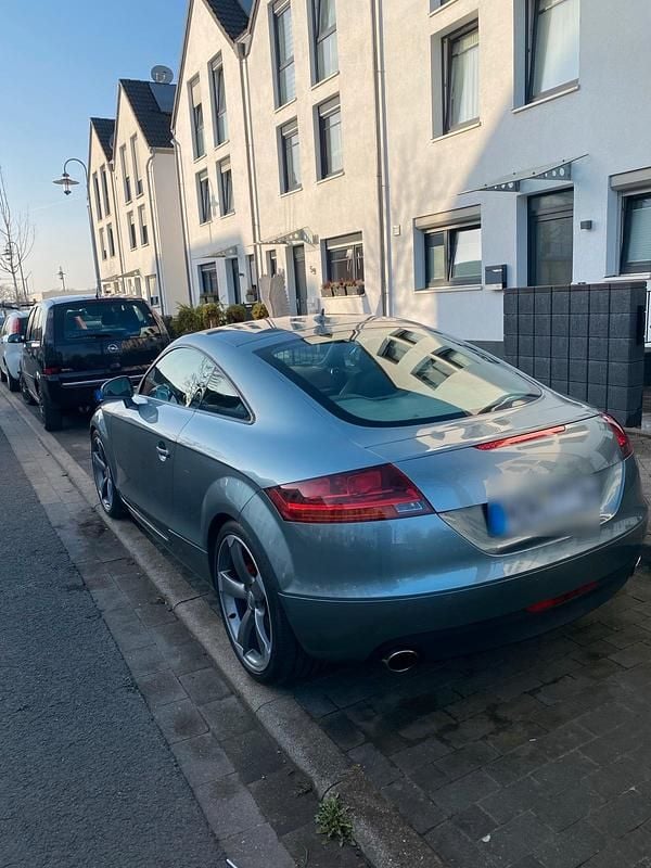 Second-hand Audi TT 250 CP (183 kW) 2006 Albastru Coupe