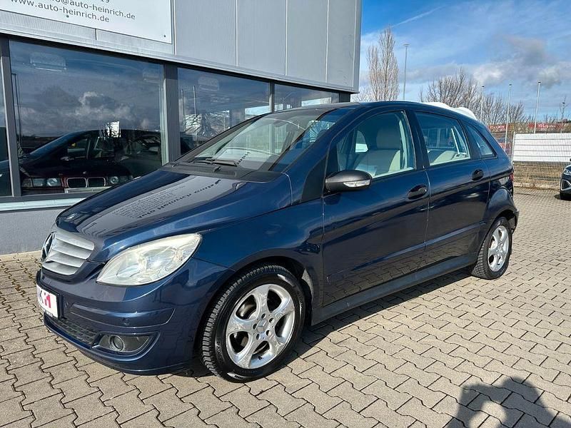 Gebraucht Mercedes B170 116 PS (85 kW) 2005 Blau Van / Kleinbus