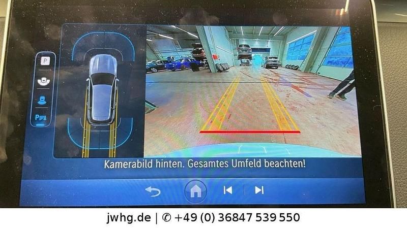 Gebraucht Mercedes C200 200 PS (147 kW) 2023 Weiß Limousine