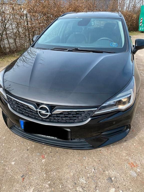 Gebraucht Opel Astra Edition 122 PS (89 kW) 2020 Schwarz Kombi