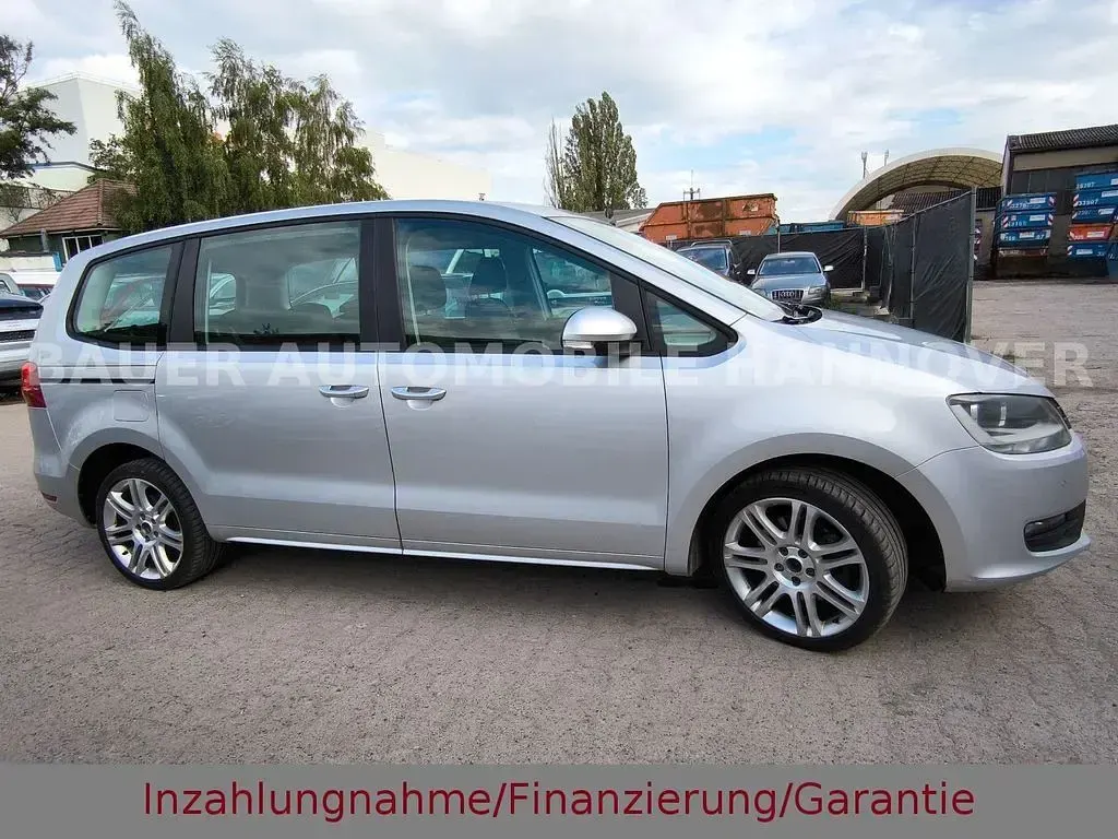 Gebraucht VW Sharan Trendline 150 PS (110 kW) 2011 Silber Van / Kleinbus
