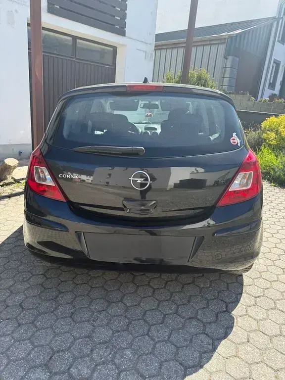 Gebraucht Opel Corsa Selection 86 PS (63 kW) 2010 Schwarz Kleinwagen