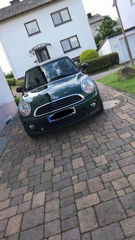 Usado Mini ONE 98 HP (72 kW) 2012 Verde Citadino