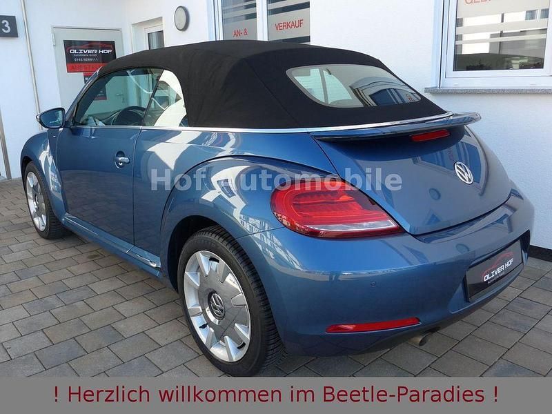 Gebraucht VW Beetle Allstar 105 PS (77 kW) 2016 Blau Kleinwagen