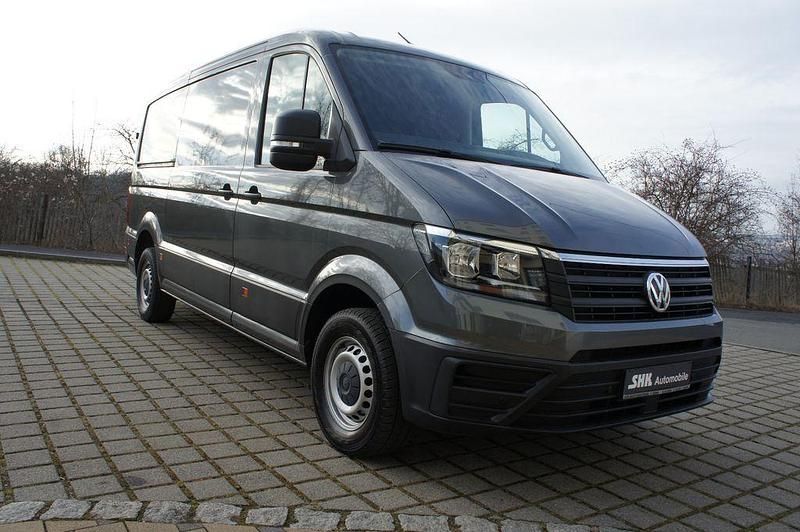 Gebraucht VW Crafter 140 PS (102 kW) 2019 Grau Van