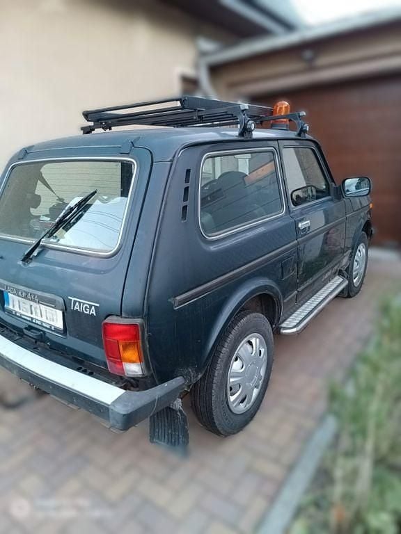 Gebraucht Lada niva 83 PS (61 kW) 2013 Grün SUV